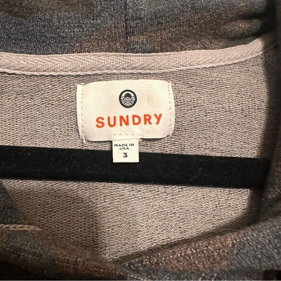 Sundry Camo Print Cropped Hoodie Size 3 (Large) Blue/Pink/Gray - Picture 4 of 6